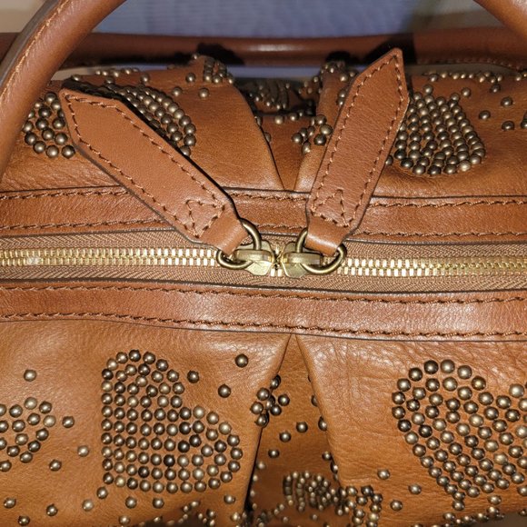 RARE BROWN BURBERRY Studded Heart Bag Brown Leather - Picture 2 of 15